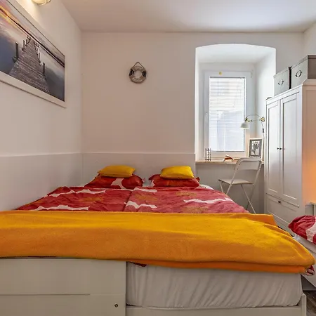 Apartman Beautiful In With Wifi Pula