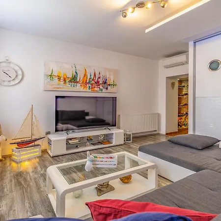 Beautiful In With Wifi *