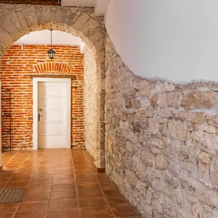 Apartman Beautiful In With Wifi